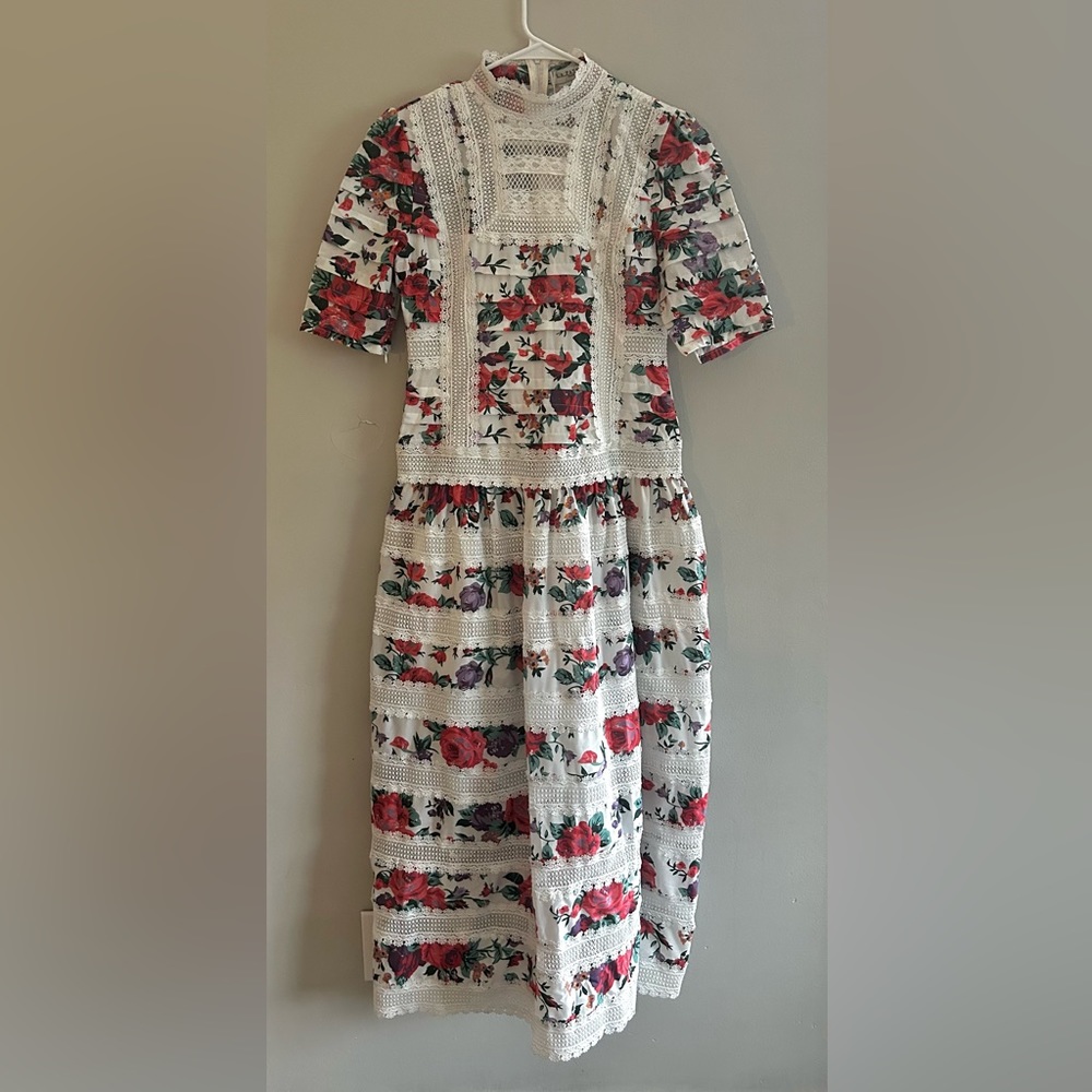 NWT La Pateau New York Floral Lace Embroidered Maxi Dress |  Size Large